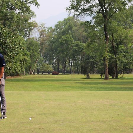 Miraaya Wellness And Golf Resort Chitwan Eksteriør bilde