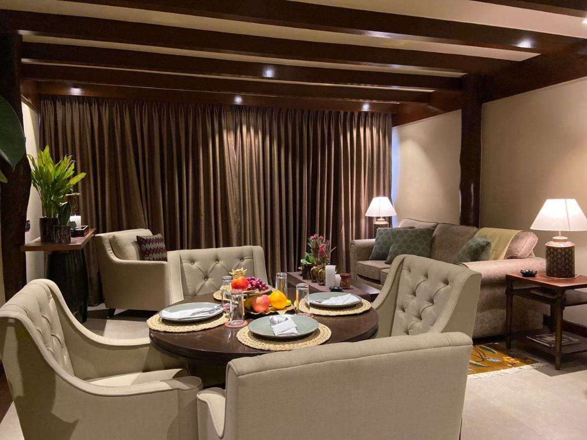 Miraaya Wellness And Golf Resort Chitwan Eksteriør bilde