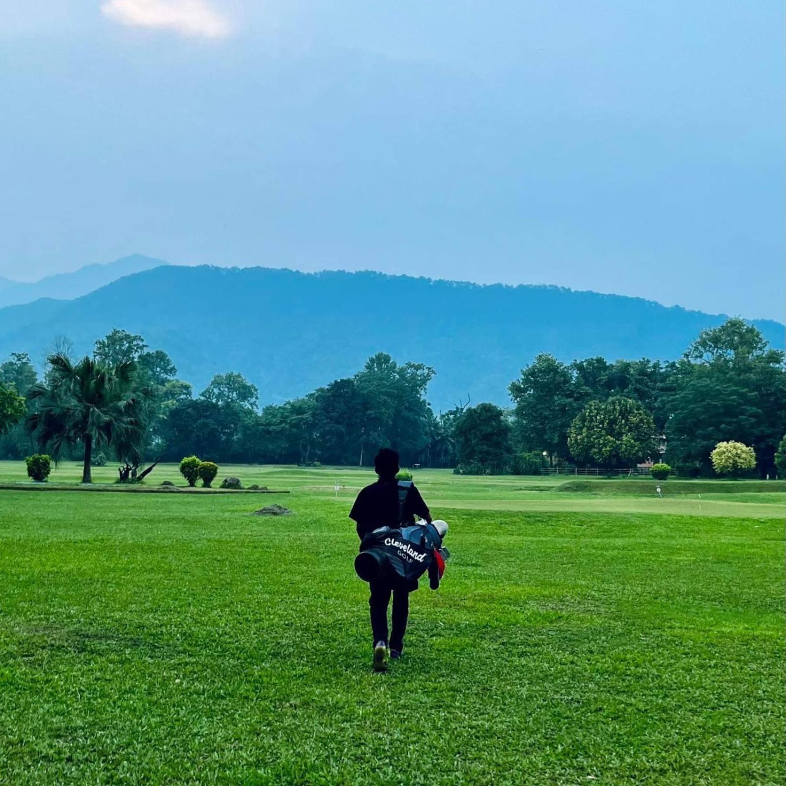 Miraaya Wellness And Golf Resort Chitwan Eksteriør bilde