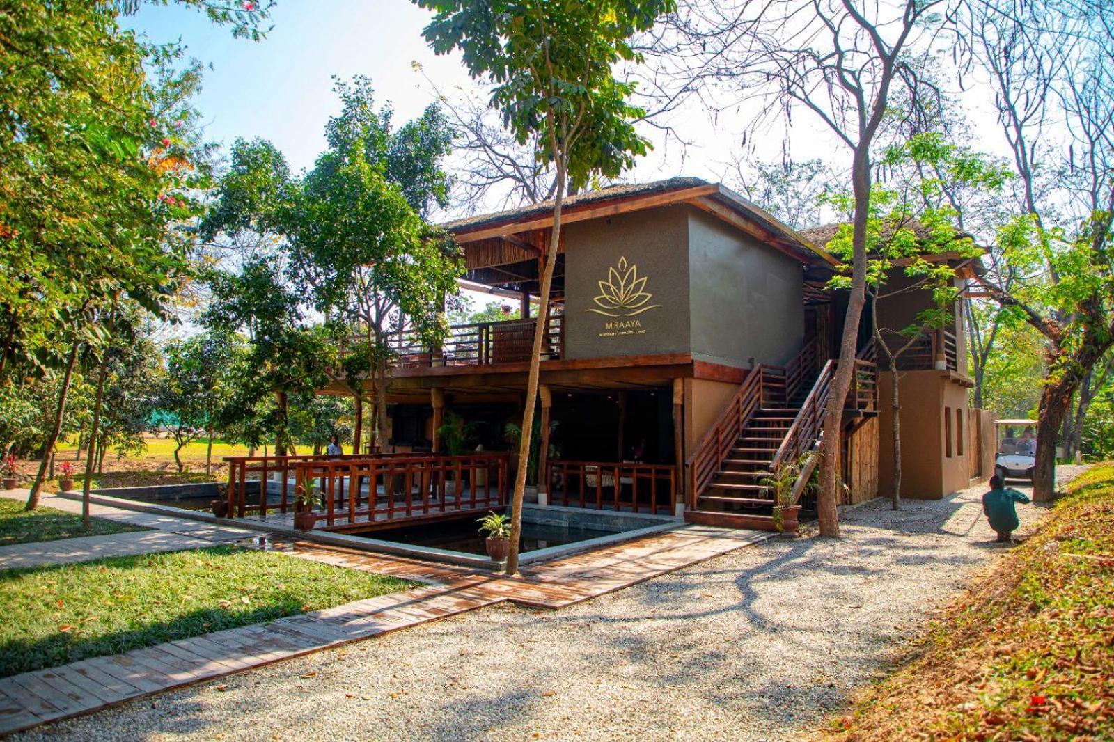 Miraaya Wellness And Golf Resort Chitwan Eksteriør bilde