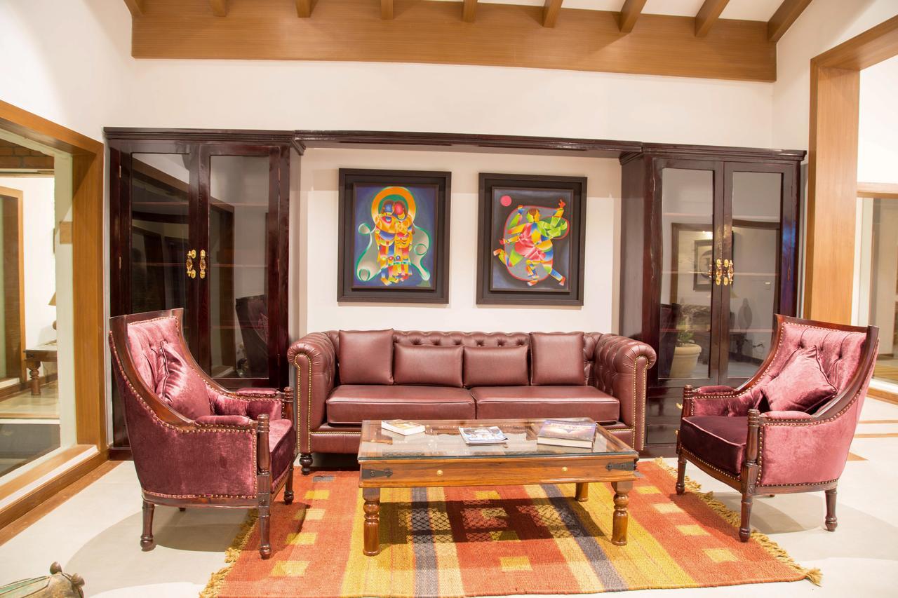 Miraaya Wellness And Golf Resort Chitwan Eksteriør bilde